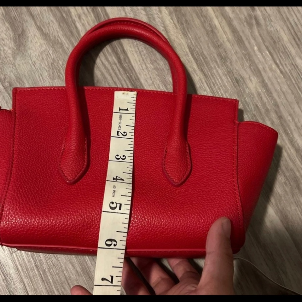 Samantha Thavasa handbag or crossbody bag